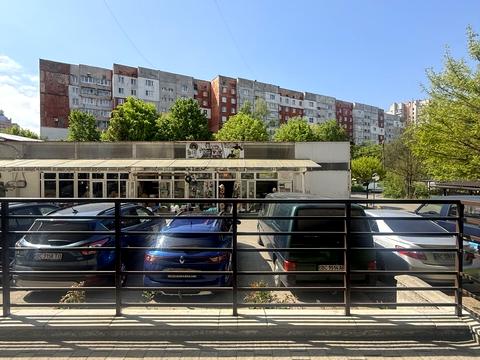 комерційна за адресою Антіна Манастирського вул. (), 6