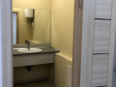 комерційна за адресою Артилерійська вул., 4в