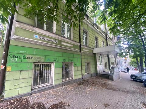 коммерческая по адресу Дмитрия Яворницкого просп. (Карла Маркса), 37