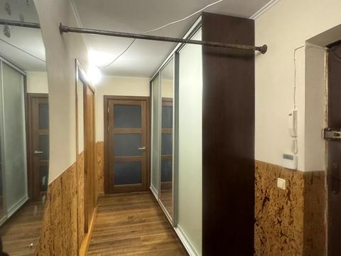 квартира за адресою Святошинська вул., 6