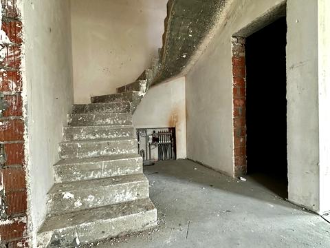будинок за адресою Євгена Коновальця вул., 49