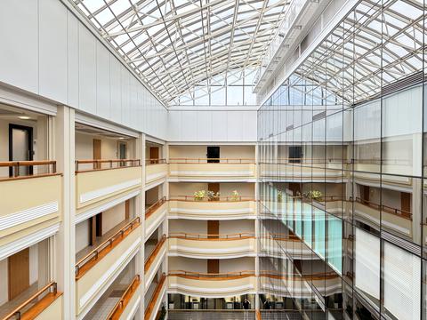 коммерческая по адресу Богдана Хмельницкого ул., 17/52