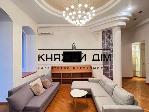 квартира по адресу Киев, Михайловская ул., 19