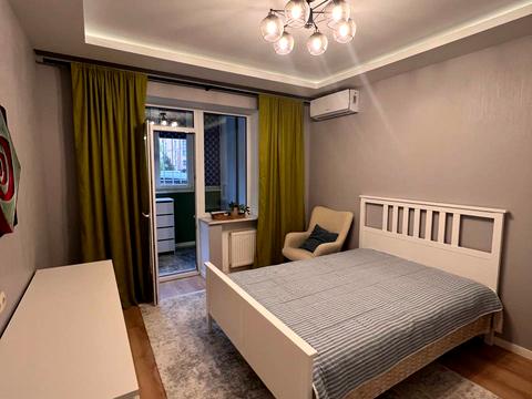 квартира за адресою Зоопаркова вул., 12