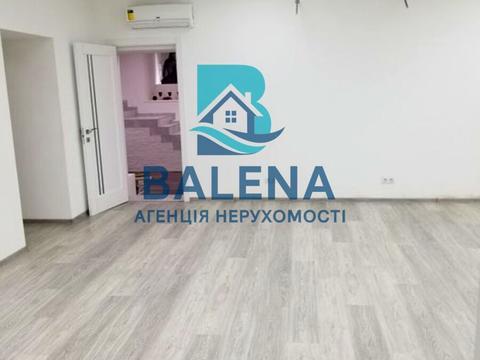 комерційна за адресою Банкова вул., 3
