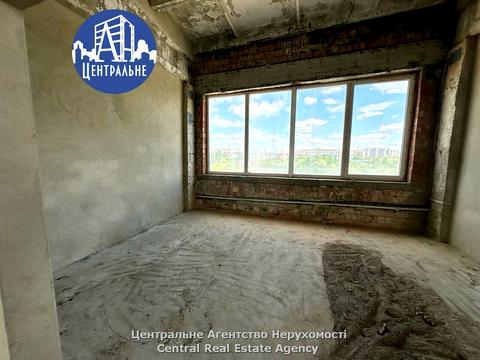 комерційна за адресою Комунальників вул., 2
