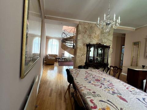 квартира по адресу Шота Руставели ул., 4