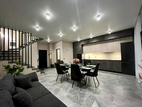 квартира по адресу Днепровская набережная ул., 18-А