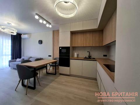 квартира за адресою Михайла Максимовича вул. (Онуфрія Трутенка), 28-Е