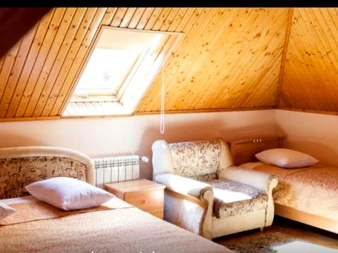 дом по адресу Свободи ул.