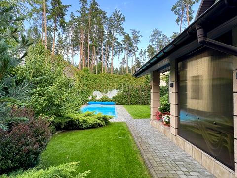 дом по адресу Революції