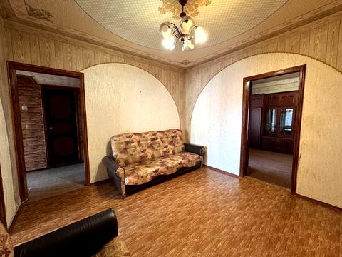 квартира за адресою Ревуцького вул., 18