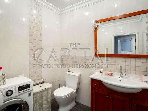 квартира за адресою Анни Ахматової вул., 34
