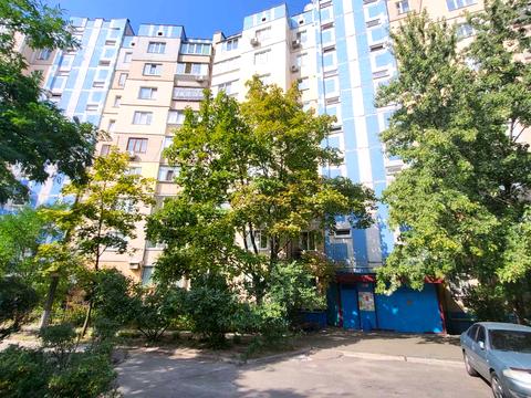 квартира за адресою Каштанова вул., 14-А