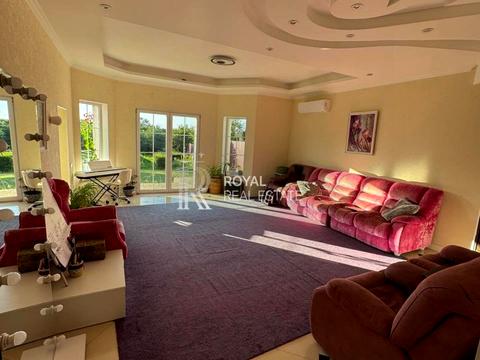 будинок за адресою Центральна вул.