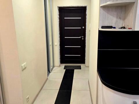 квартира за адресою Академіка Глушкова просп., 9-Д