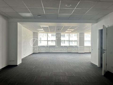 коммерческая по адресу Степана Бандеры просп. (Московський), 9