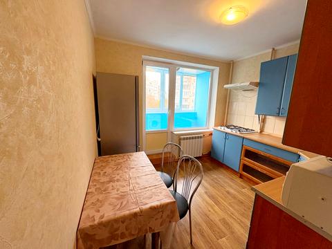 квартира за адресою Андрія Малишка вул., 21