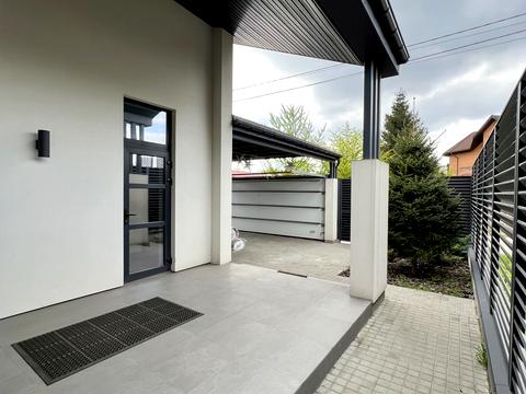 будинок за адресою Садова вул.73, 32