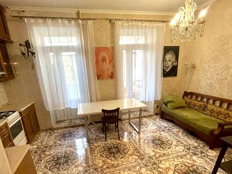 квартира за адресою Базарна вул., 44