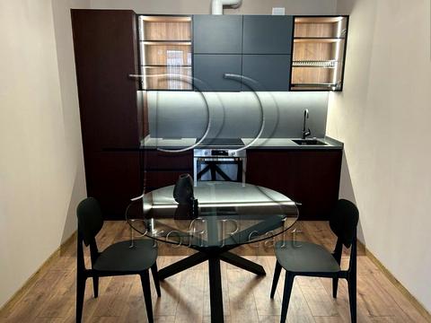 квартира по адресу Олександра Олеся ул., 8/17