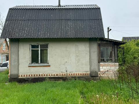 дом по адресу Шкільна, 12