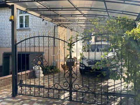 будинок за адресою центральна, 7