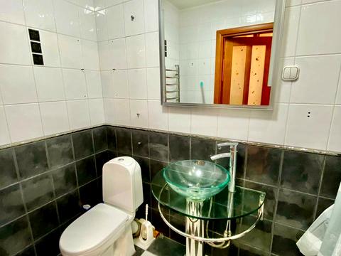 квартира за адресою Стратегічне шосе (Науки), 17