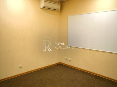 коммерческая по адресу Calle Dilova ул. (Димитрова), 5-Б
