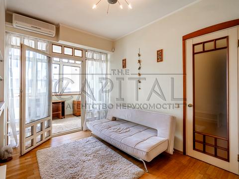 квартира за адресою Андрія Верхогляда вул. (Михайла Драгомирова), 4