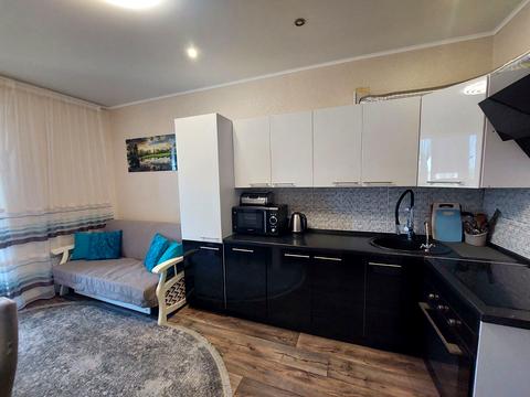 квартира за адресою Космонавтів вул., 128