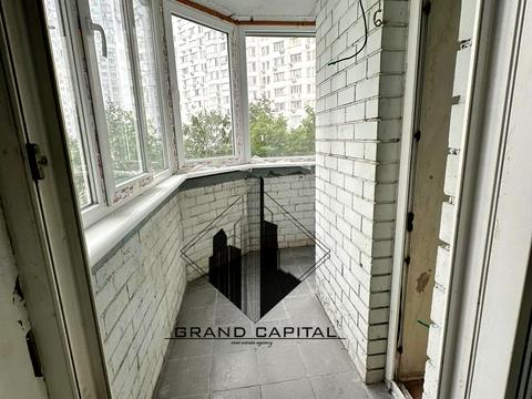 квартира по адресу Миколы Бажана просп., 10
