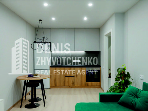 квартира за адресою Михайла Максимовича вул. (Онуфрія Трутенка), 24-В