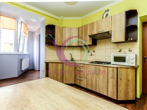 квартира за адресою Хотинська вул., 12