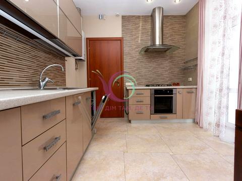 квартира за адресою Академіка Богомольця вул., 7/14