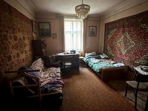 квартира за адресою Євгена Коновальця вул. (), 54а