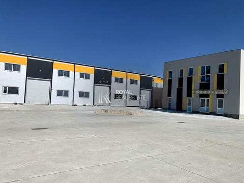 комерційна за адресою Кленова, 1