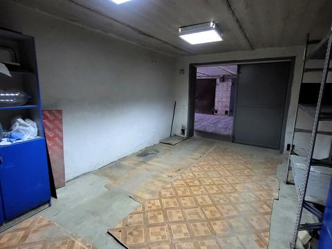 паркоместо по адресу Львов, Антоныча ул., 17