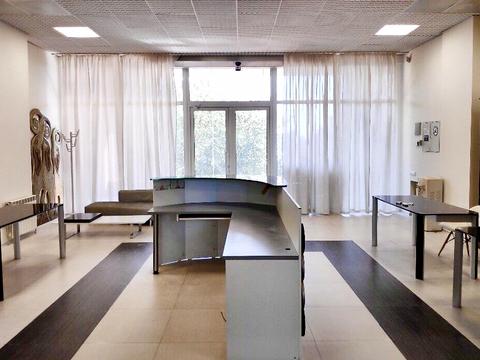 комерційна за адресою Жилянська вул., 59
