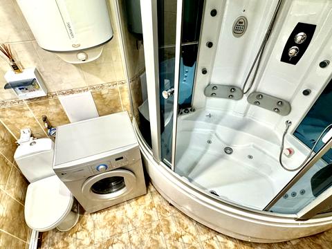 квартира за адресою Любарська вул., 4