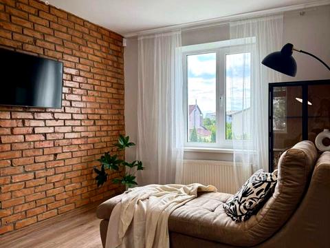 дом по адресу Українська