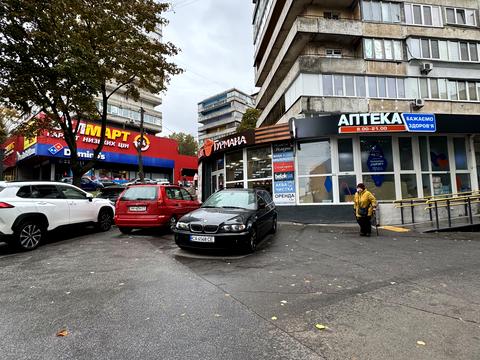 комерційна за адресою Васильківська вул., 6