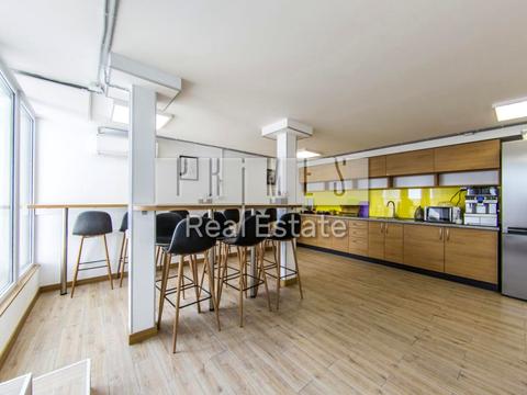 комерційна за адресою Саксаганського вул., 121