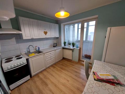 квартира за адресою Академіка Глушкова просп., 34