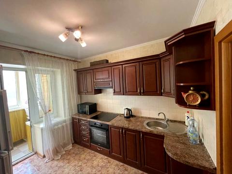 квартира по адресу Драгоманова ул., 31-В