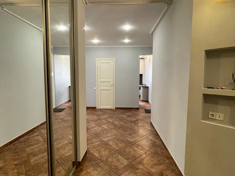 комерційна за адресою Чеховський пров., 8