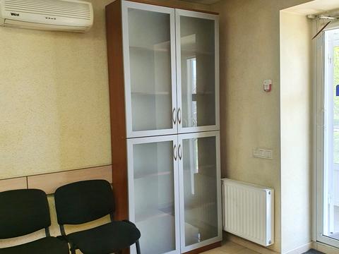 комерційна за адресою Маяковського просп., 18