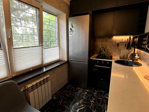 квартира по адресу Строителей ул., 9