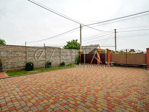 будинок за адресою Каштанова, 1