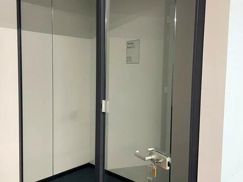 коммерческая по адресу Ростиславская ул. (Маршала Рыбалко), 11